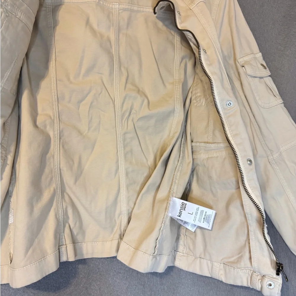 Kensie Cream Utility Jacket. Very Good Used Condition. - Picture 10 of 13
